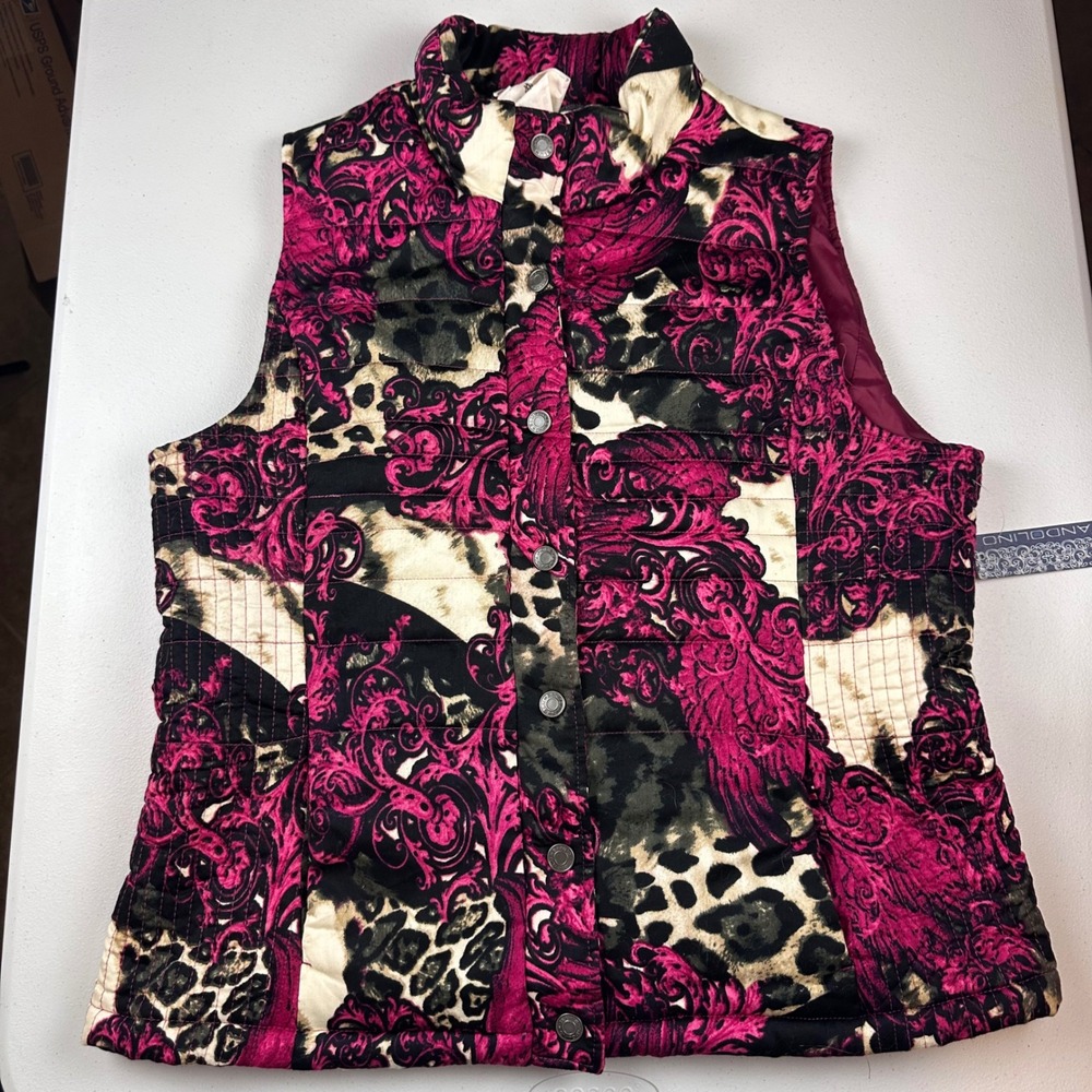 NWT Bandolino Vest Womens XL Pink Baroque Leopard Print Quilted Button Front